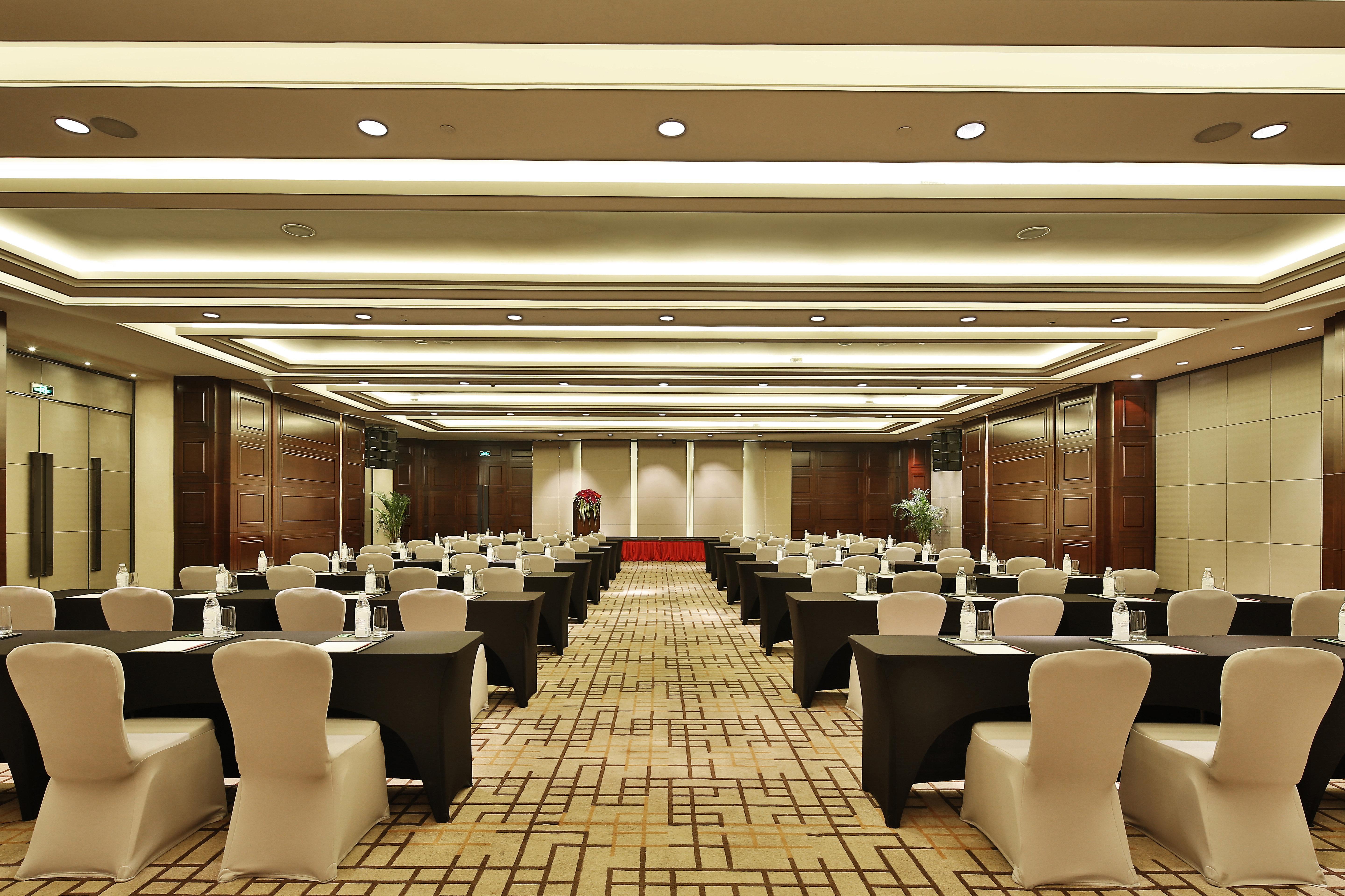 Crowne Plaza Chengdu West By Ihg Hotel Exterior photo