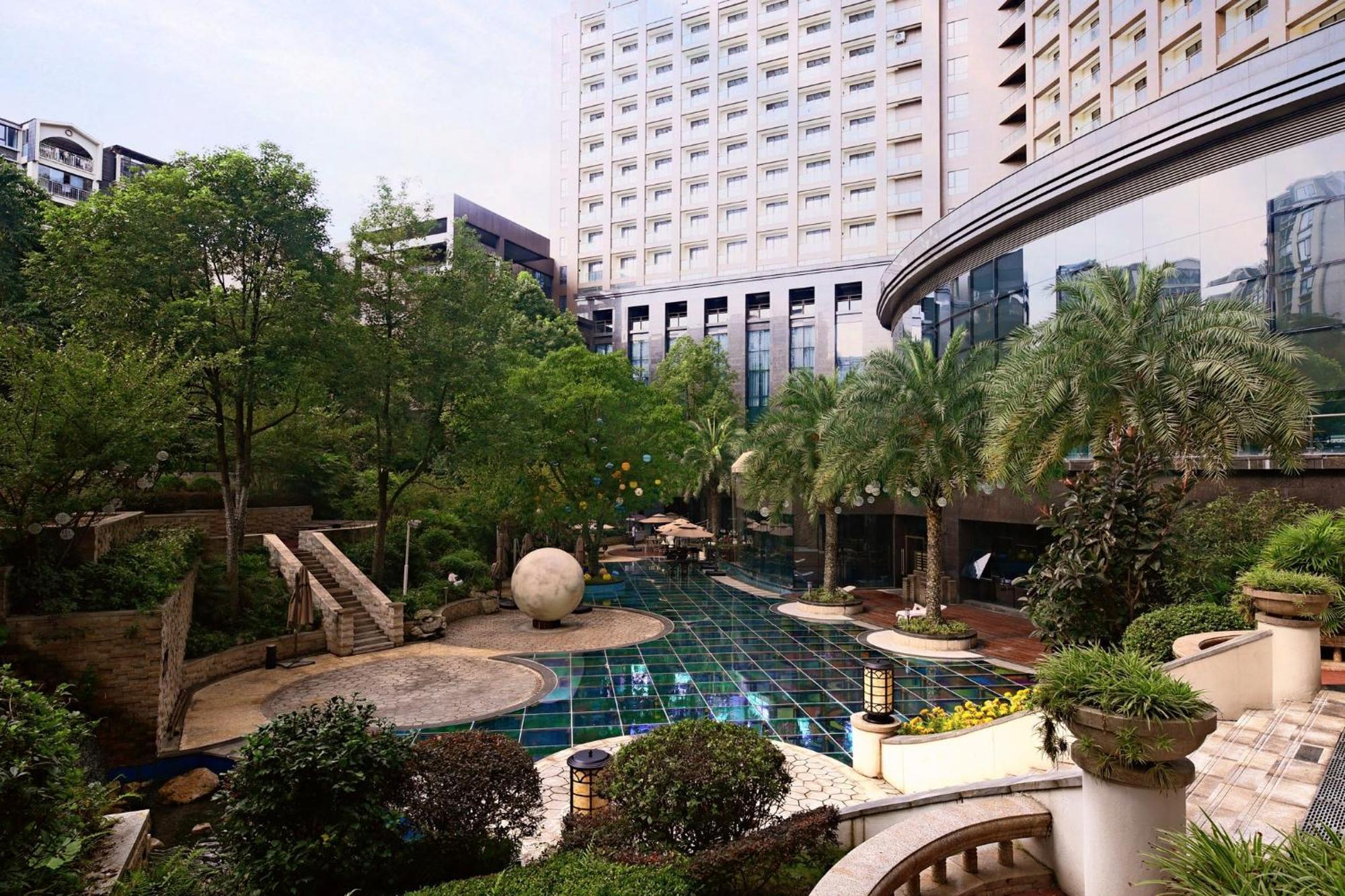 Crowne Plaza Chengdu West By Ihg Hotel Exterior photo